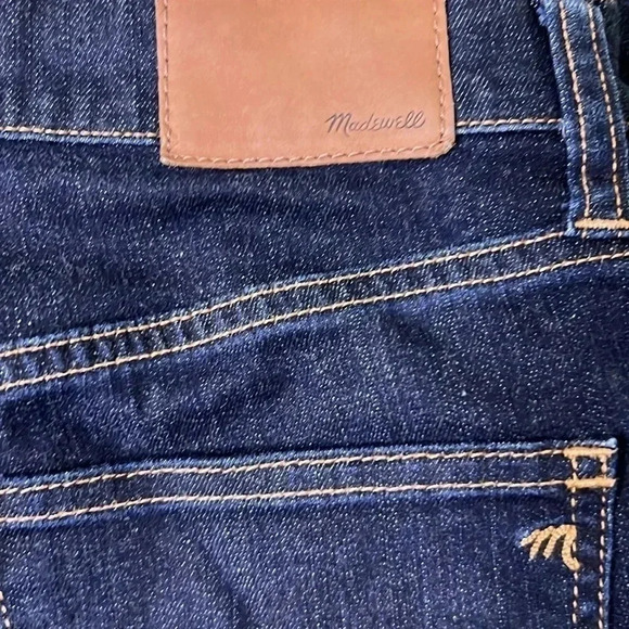 Madewell flee market flare with blue wash size 26 and 32 inseam - Picture 5 of 10